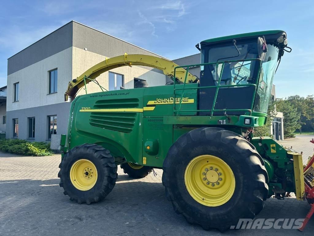 John Deere 7300 Picadoras de forraje autopropulsadas