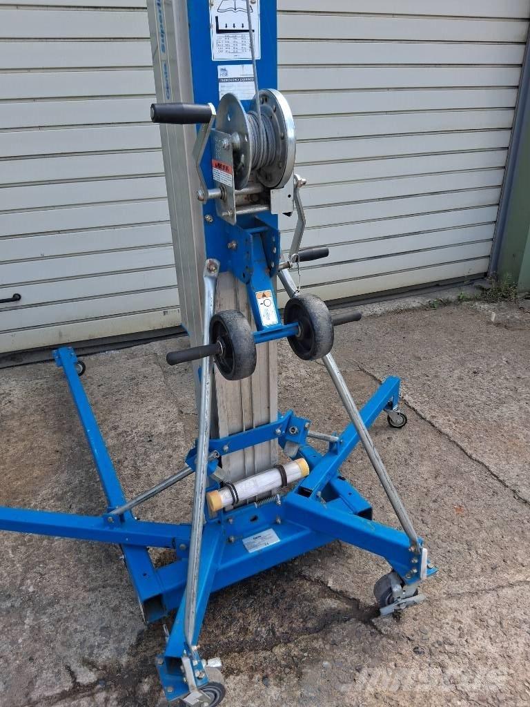 Genie SLA 20 Cabrestantes, montacargas y elevadores de materiales
