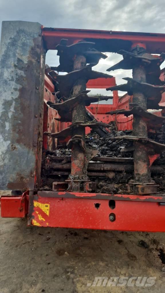 TEAGLE TITAN 9 Remolques esparcidores de estiércol