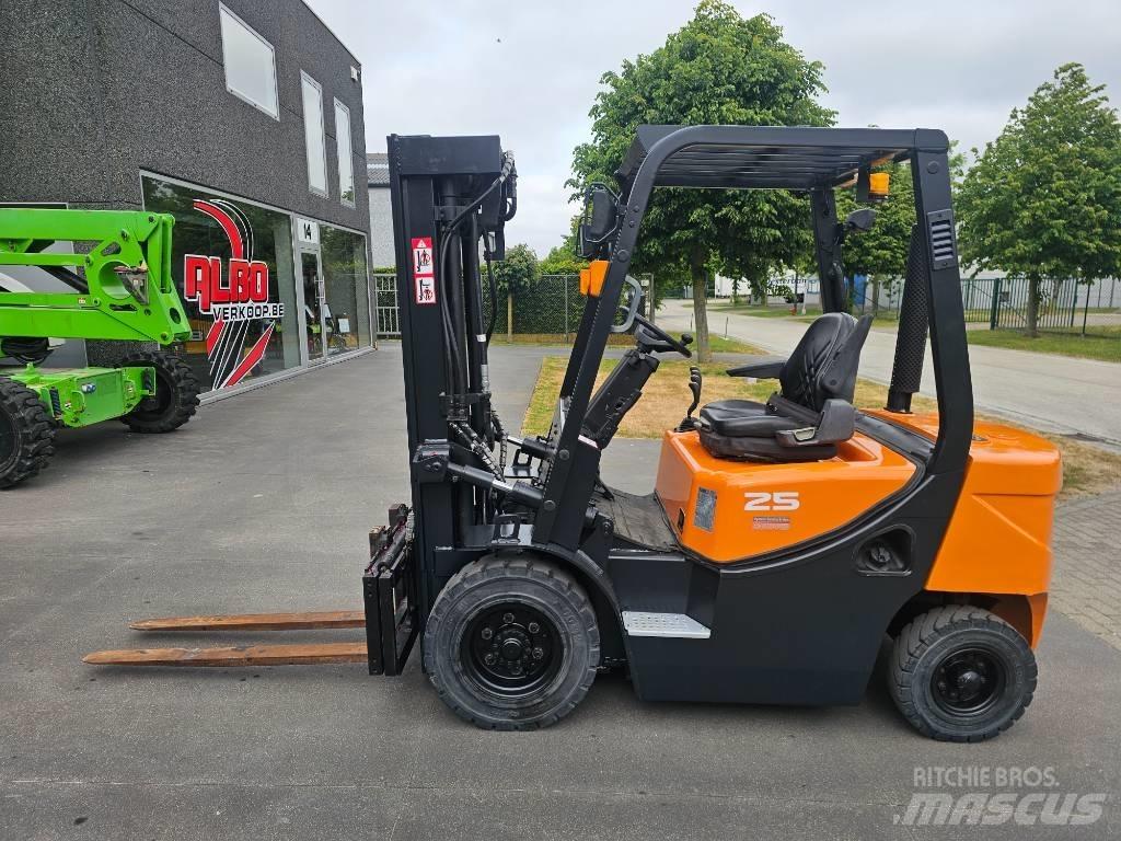 Doosan D 25 G Carretillas diesel