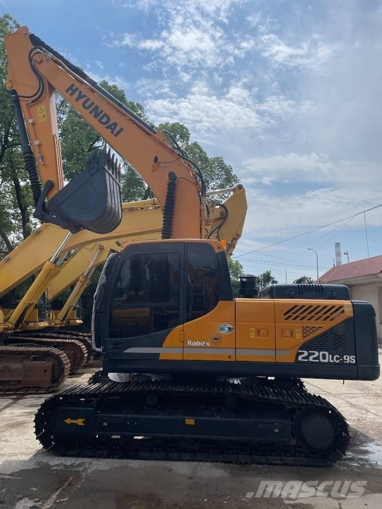 Hyundai 220LC-9S Excavadoras de cadenas