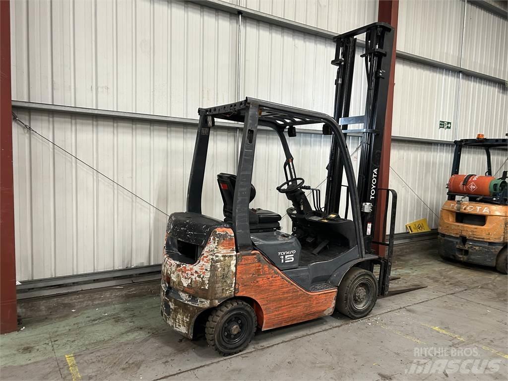 Toyota 02-8FDF15 Carretillas diesel