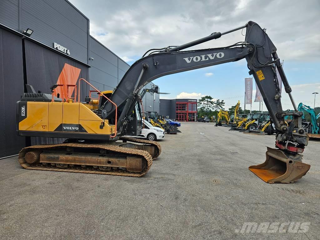Volvo EC 250 EL Excavadoras de cadenas