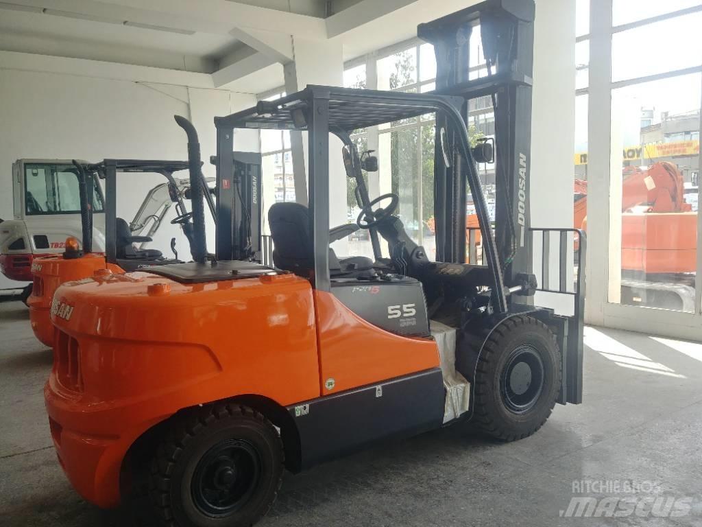 Doosan D55 SC-5 Carretillas diesel