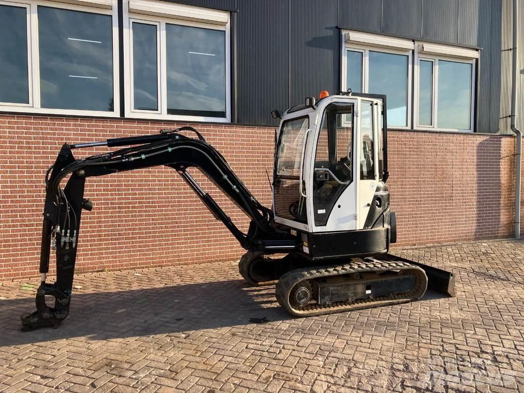 Messersi M28UC Mini excavadoras < 7t