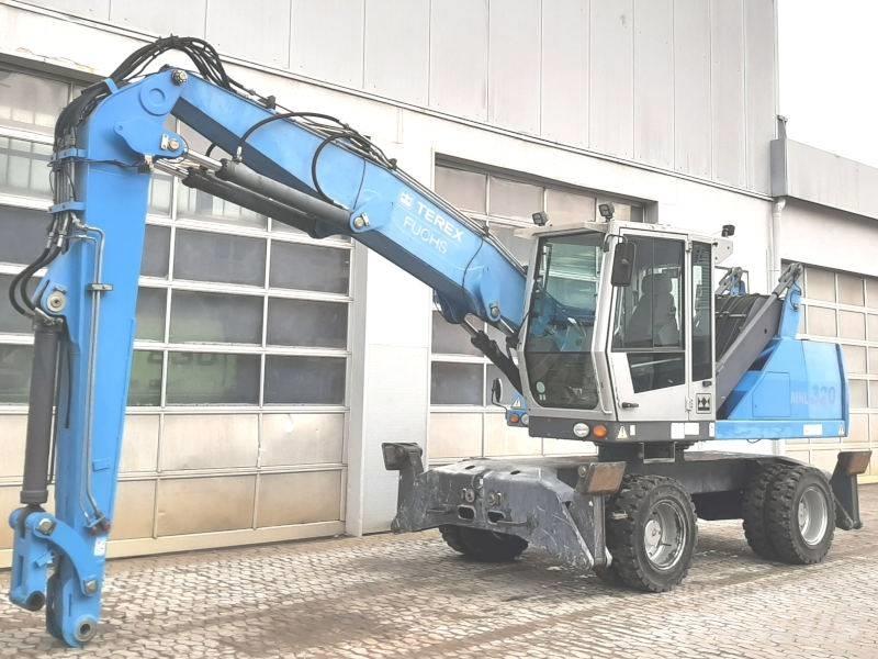 Fuchs MHL 320 D Excavadoras de manutención