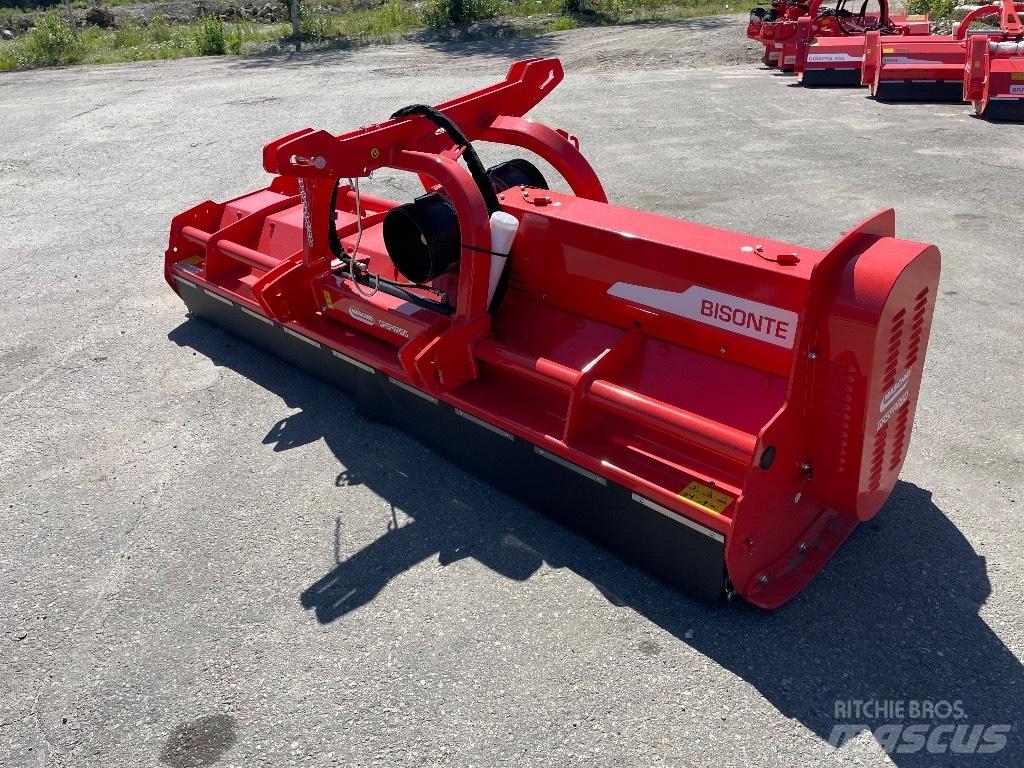 Maschio Bisonte 300 Segadoras y cortadoras de hojas para pastos