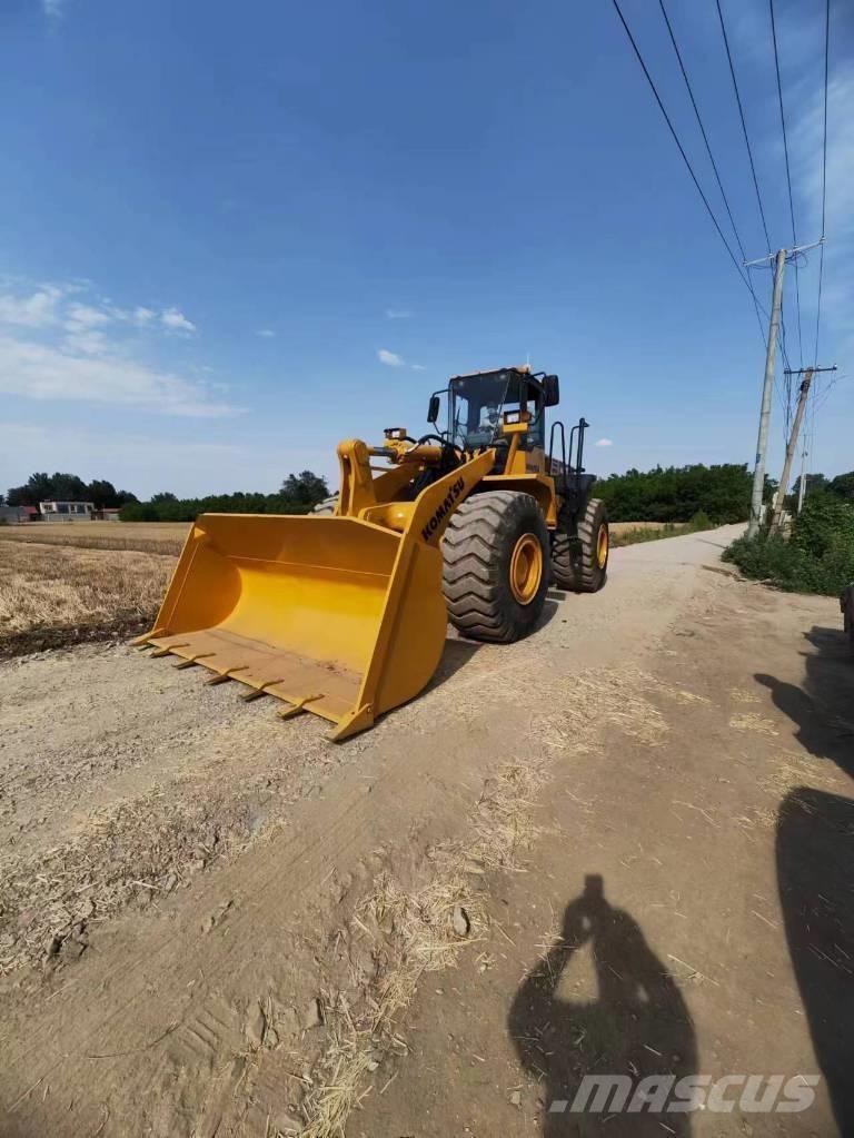 Komatsu WA 470-3 Cargadoras sobre ruedas
