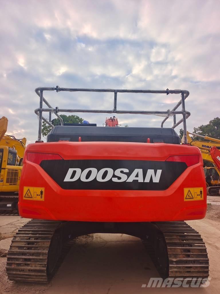Doosan DX 225 LC-9C Excavadoras de cadenas
