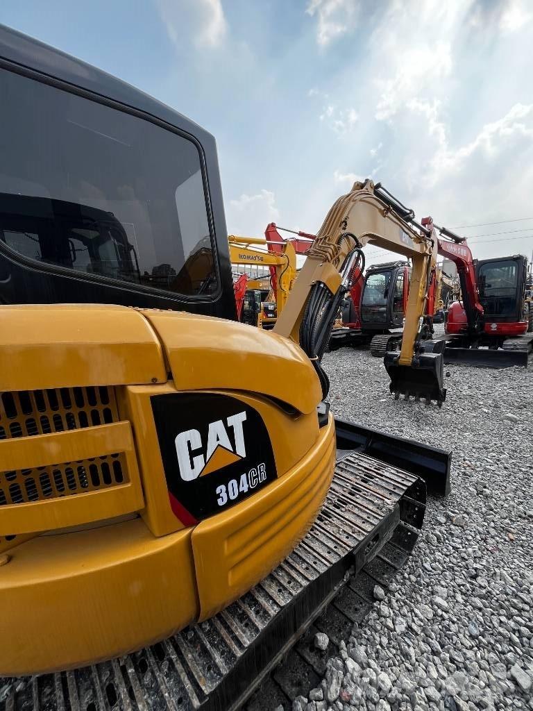 CAT 304 CR Mini excavadoras < 7t