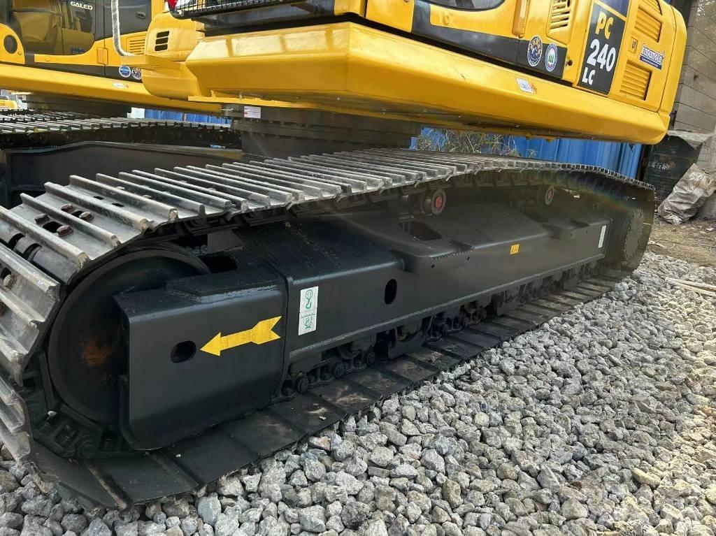 Komatsu 240-8 Excavadoras de cadenas