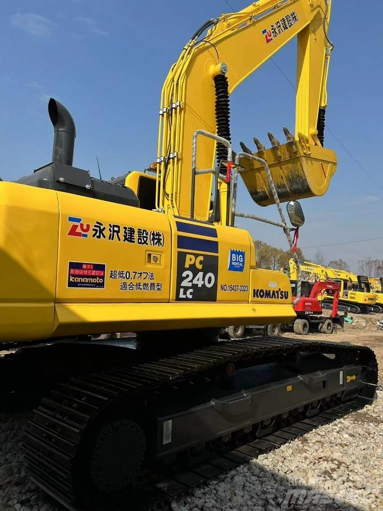Komatsu 240-8 Excavadoras de cadenas