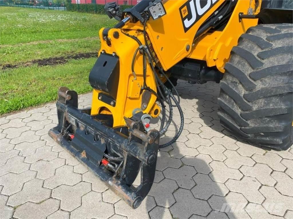 JCB TM 220 - 40 KM/H Manipuladores telescópicos agrícolas
