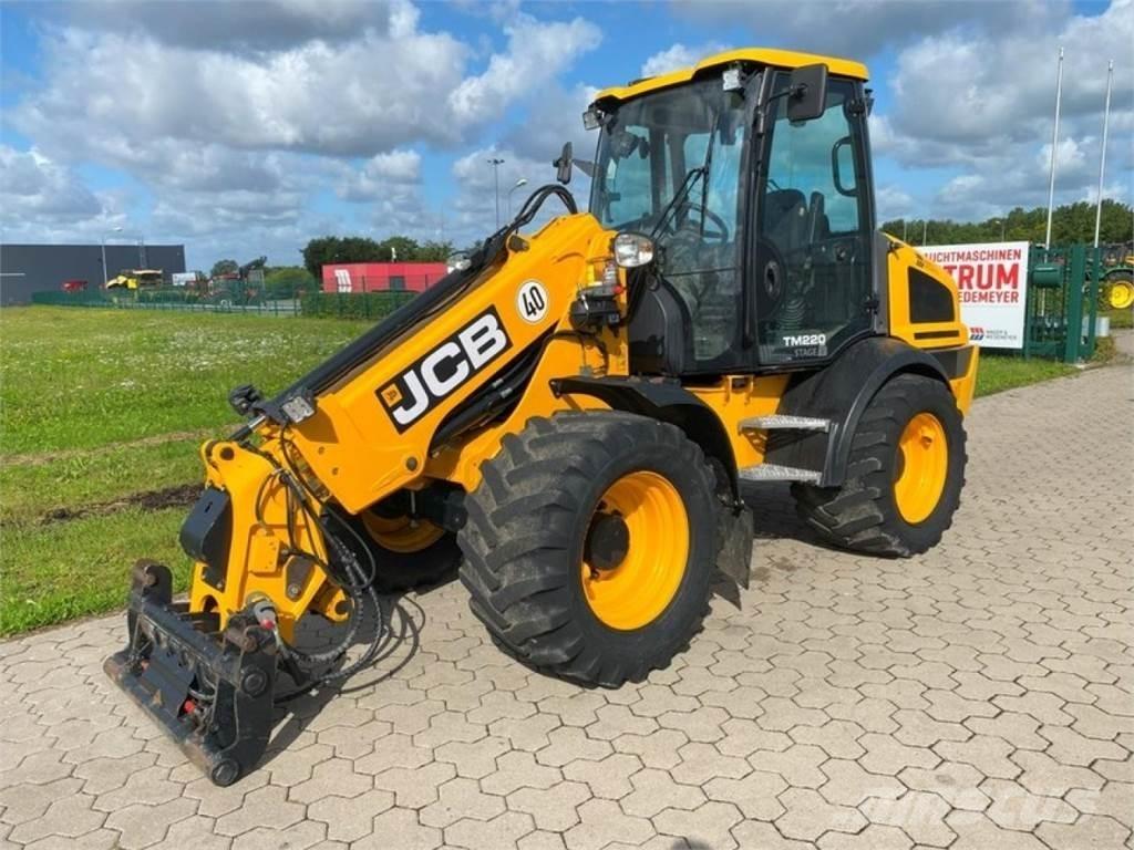 JCB TM 220 - 40 KM/H Manipuladores telescópicos agrícolas
