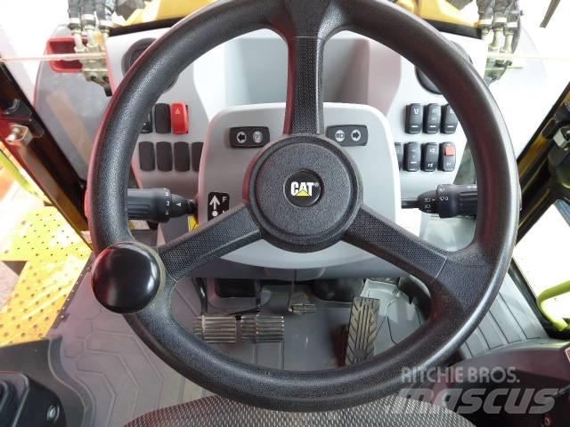 CAT 444 Retrocargadoras