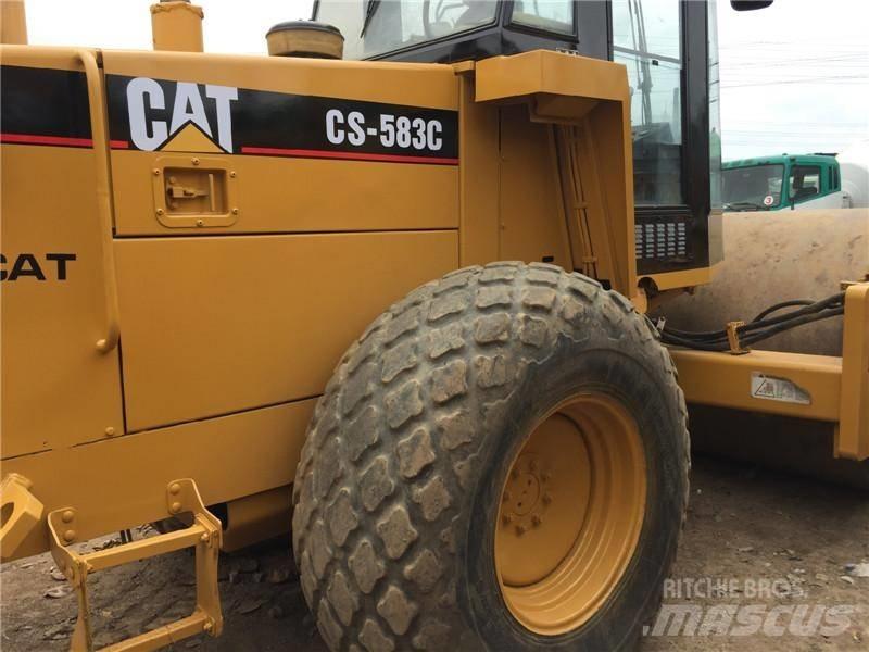 CAT CS 583 C Rodillos de un solo tambor