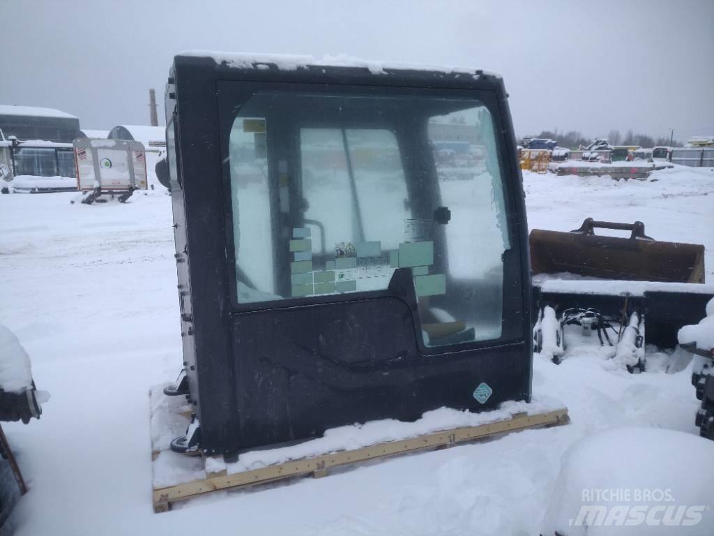 Volvo BM 325FL Cabin Cabinas e interior