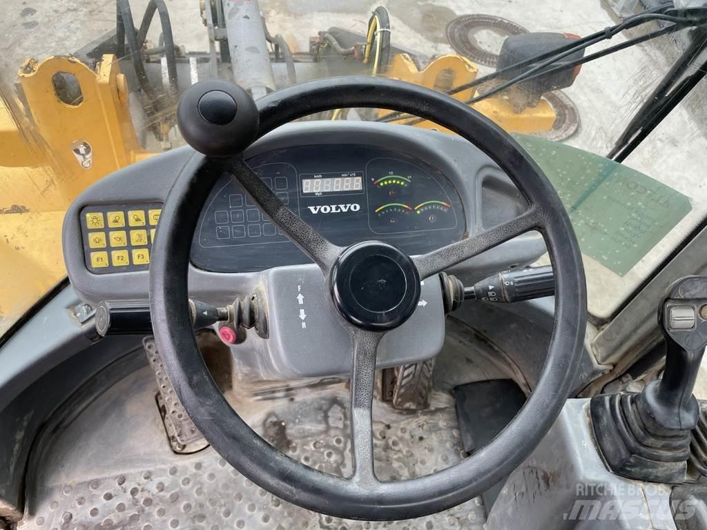 Volvo L 30 ZX Cargadoras sobre ruedas