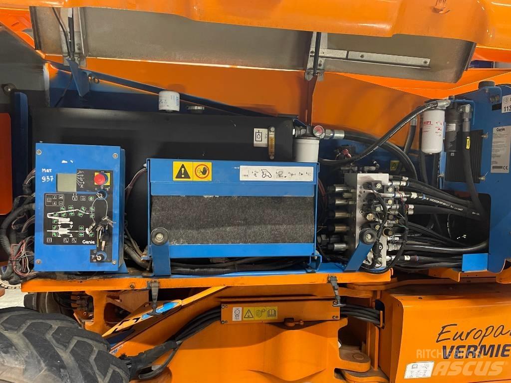 Genie Z 135/70 Plataforma de trabajo articulada