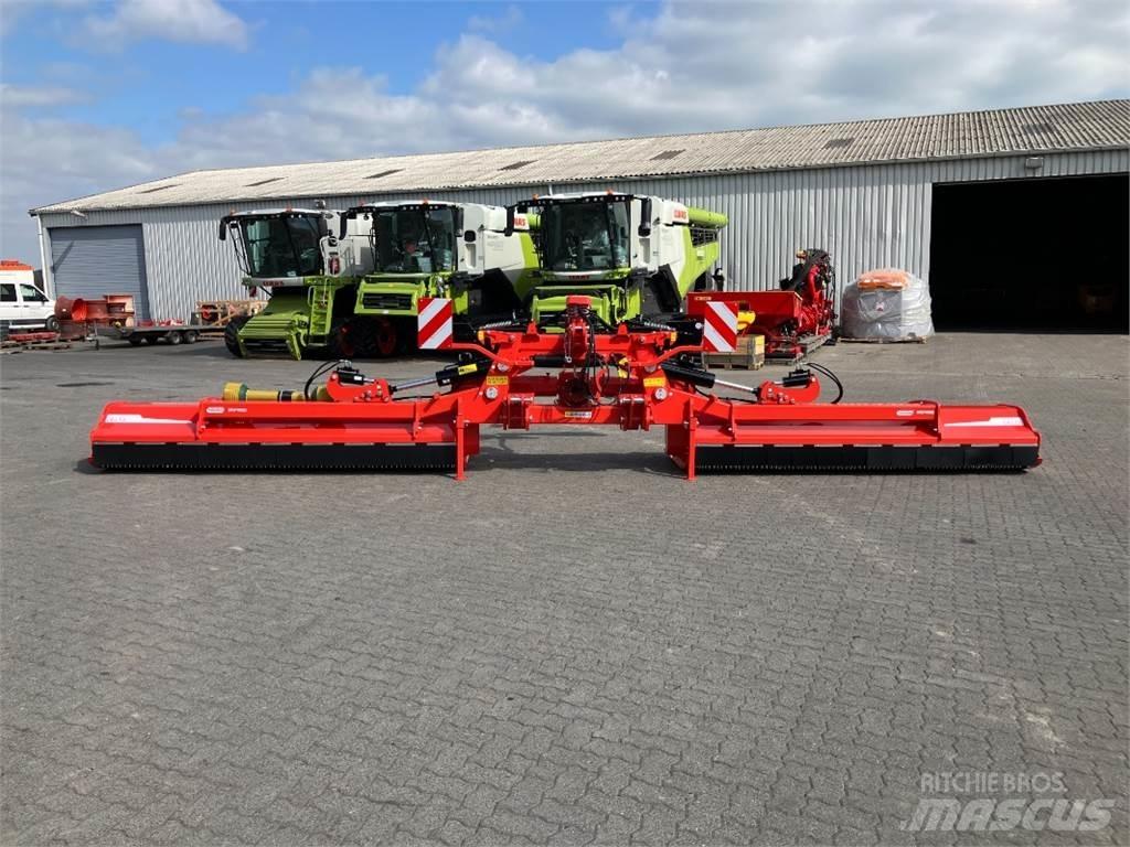 Maschio Delta 830 Otros equipos usados para la recolección de forraje