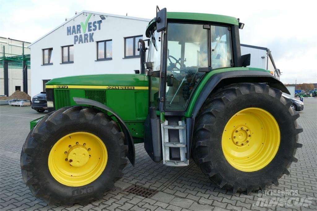 John Deere 6910 Tractores