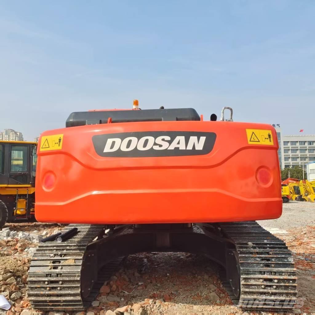 Doosan DX225LC-9C Excavadoras de cadenas