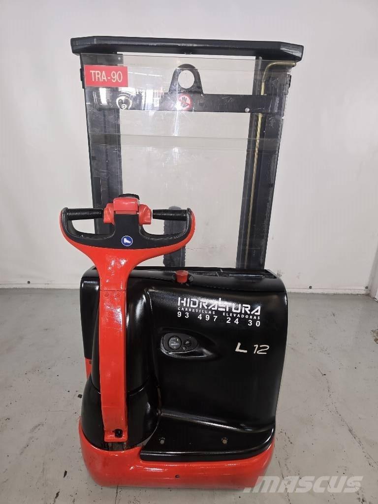 Linde L 12 Apiladores eléctricos autopropulsados