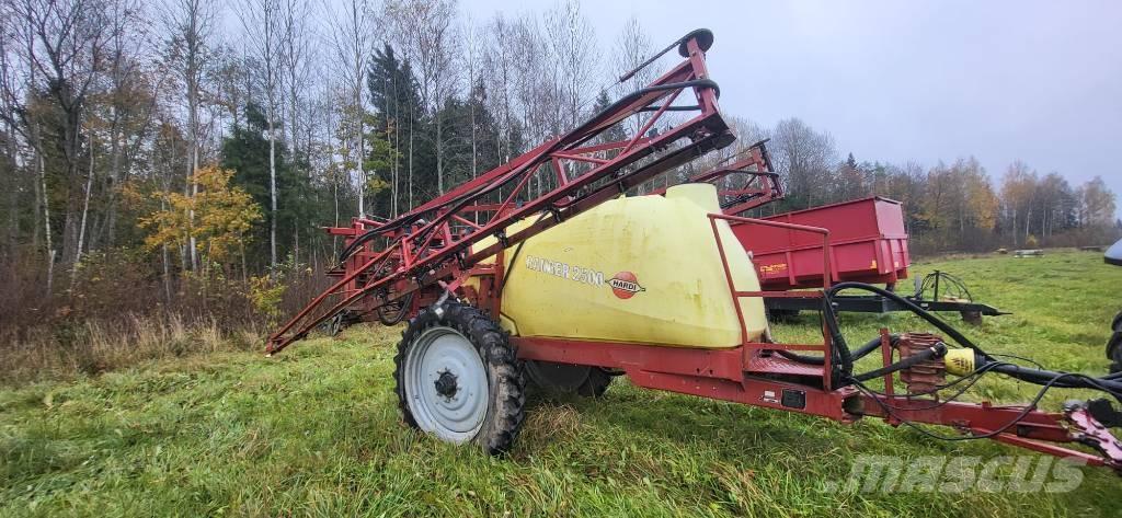 Hardi Ranger 2500 Pulverizadores arrastrados