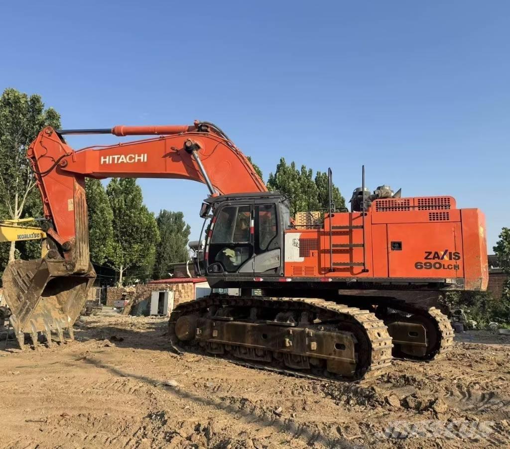 Hitachi ZX690LCH-5A Excavadoras de cadenas