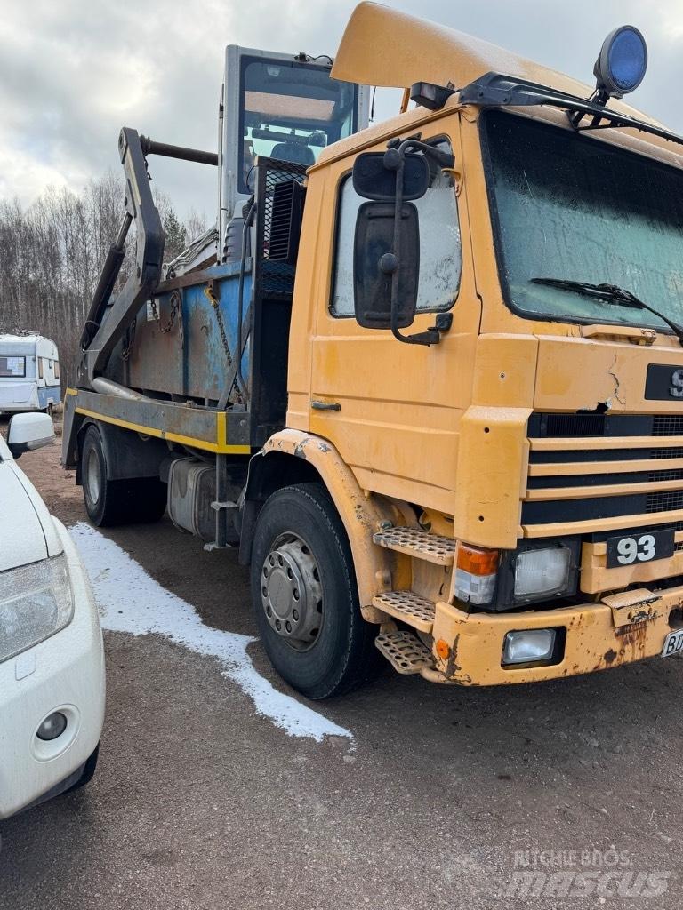 Scania P 82 H Camiones portacubetas