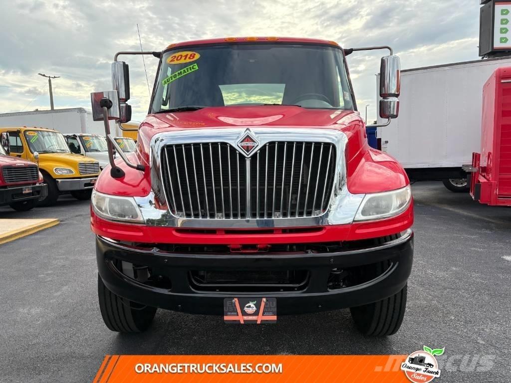 International 4300 Camiones chasis