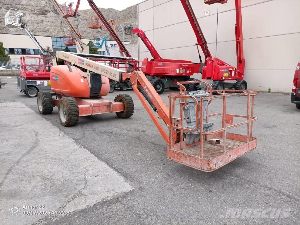 JLG 600 AJ Plataforma de trabajo articulada