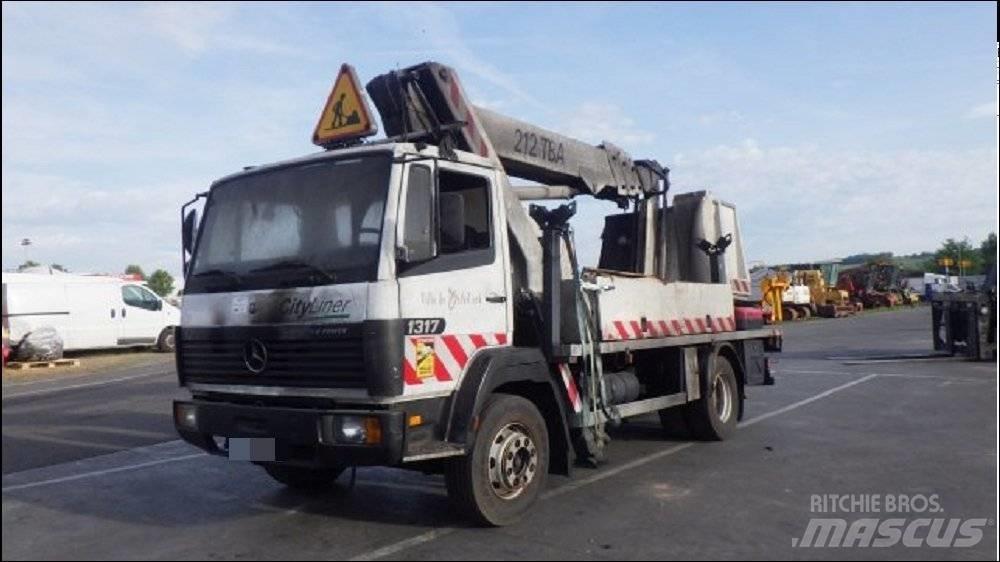 Mercedes-Benz LK/LN2 Plataformas sobre camión
