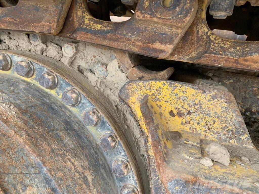 Komatsu D 61 PX-23 Buldozer sobre oruga