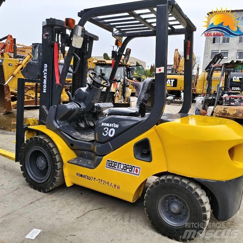 Komatsu 30 Carretillas diesel