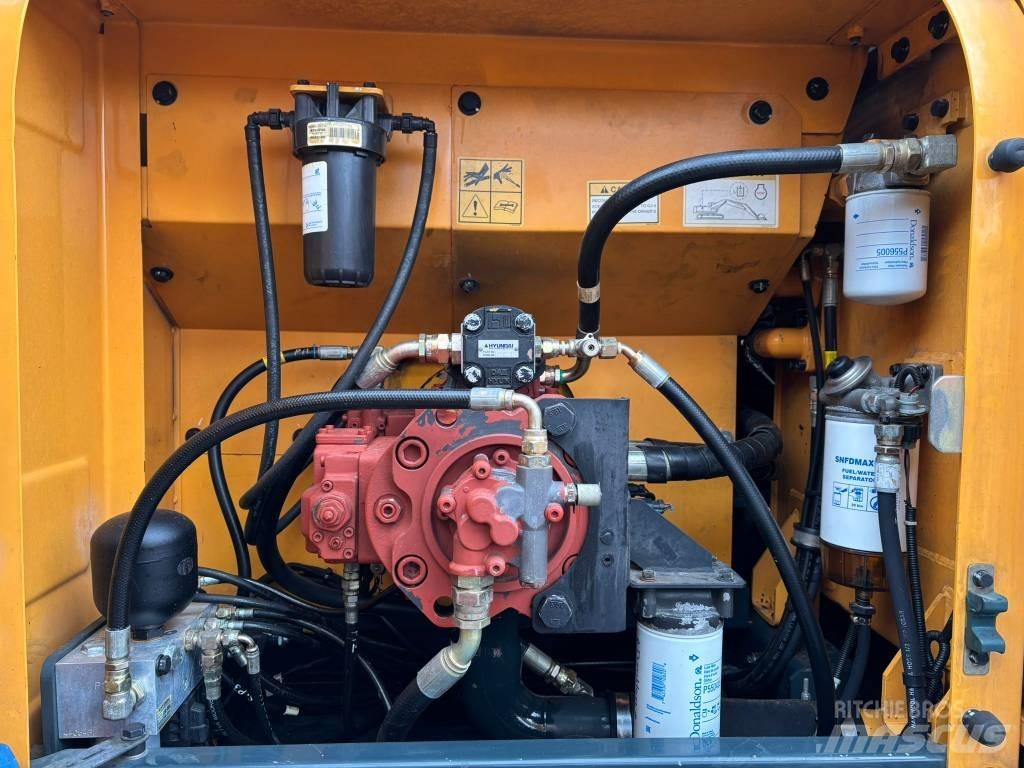 Hyundai 220LC-9A Excavadoras de cadenas