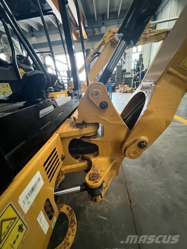 CAT 302 CR Mini excavadoras < 7t