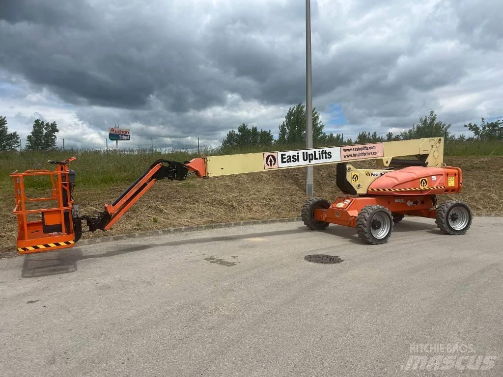 JLG M 600 JP Plataforma de trabajo articulada