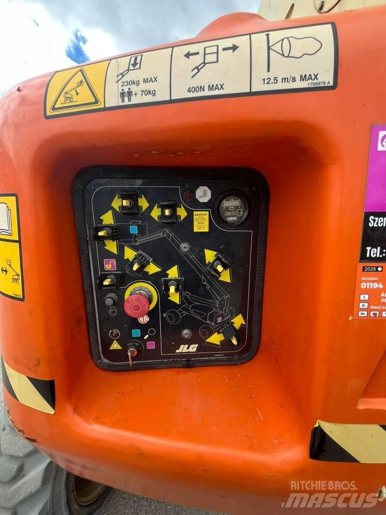 JLG M 600 JP Plataforma de trabajo articulada