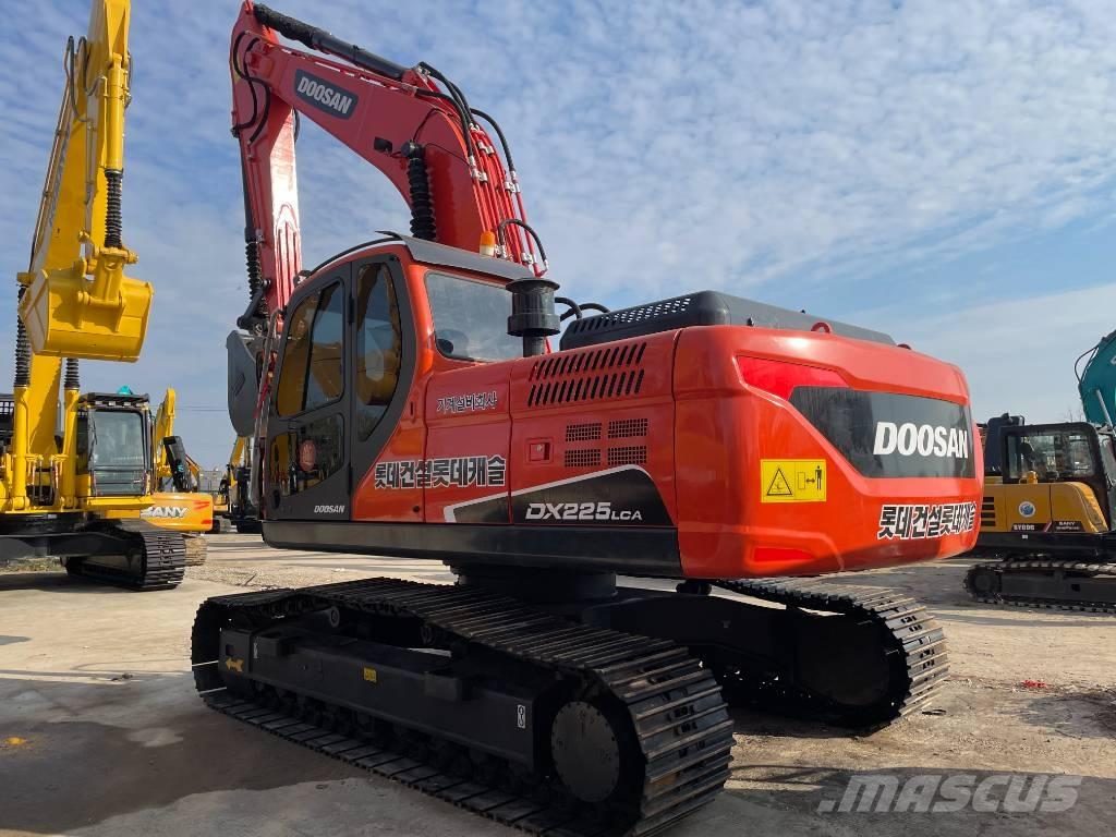 Doosan DX225LCA Excavadoras de cadenas