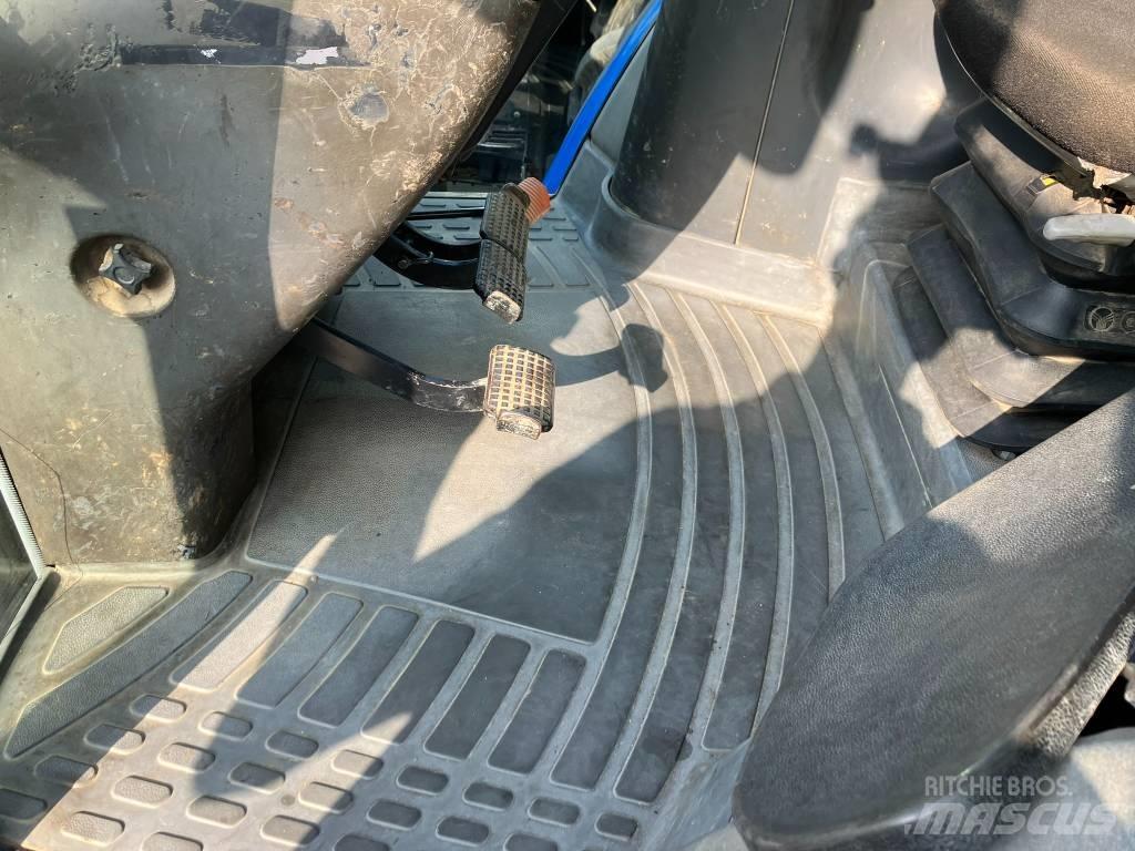 New Holland TM 135 Tractores