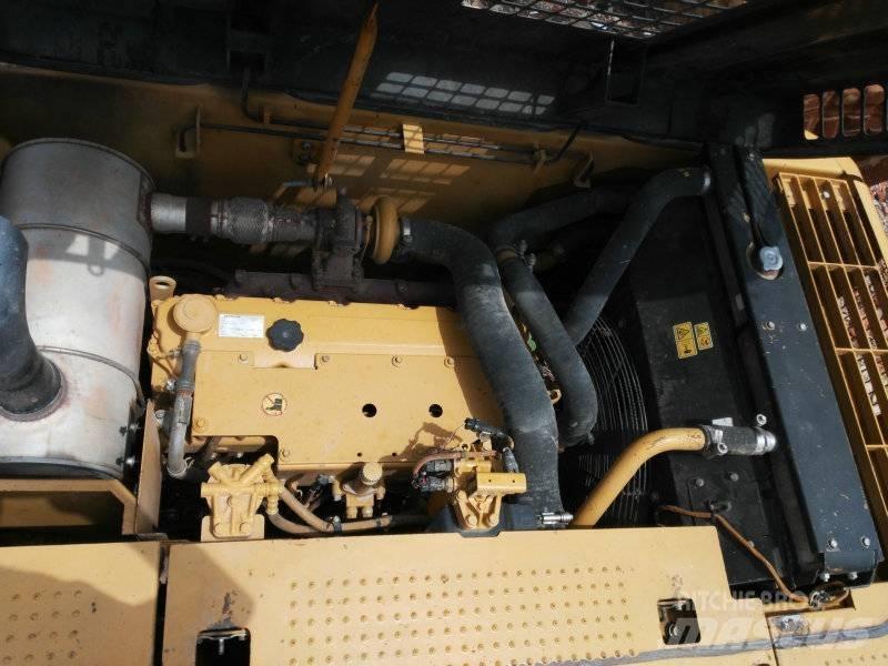 CAT 323 D L Excavadoras de cadenas
