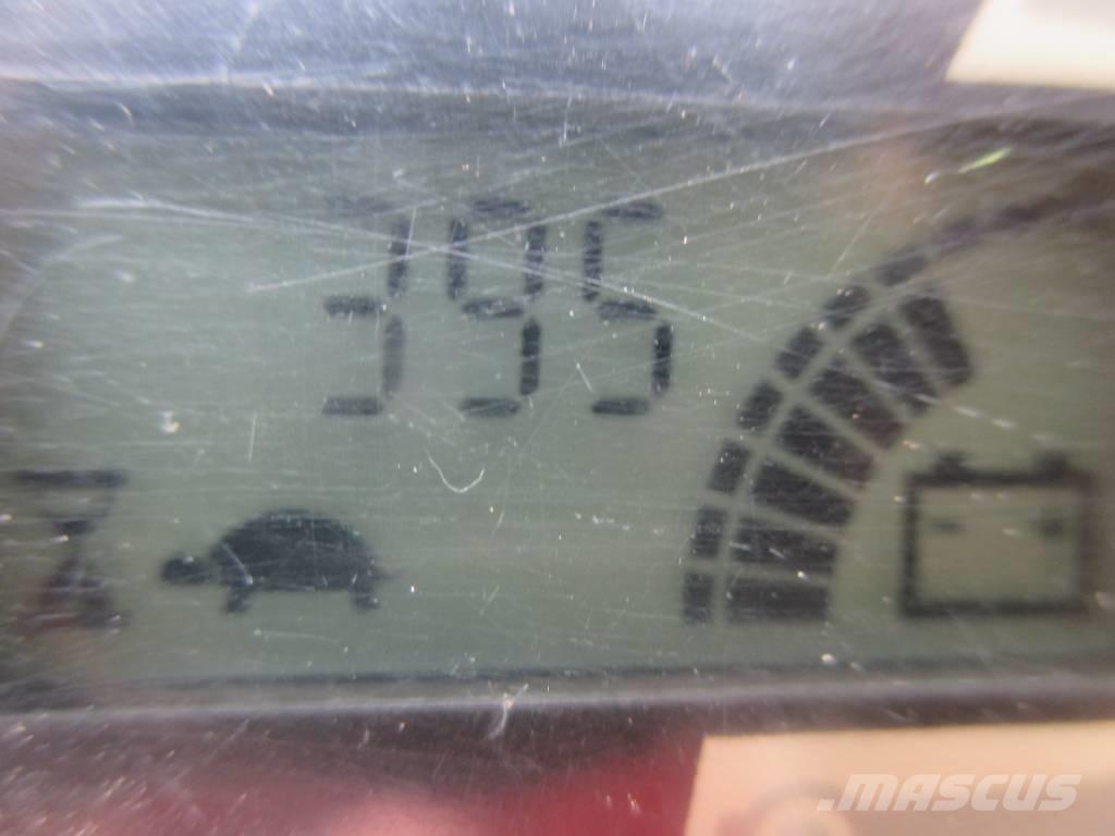 JLG Toucan 8 E Ascensores de personal y montacargas de acceso