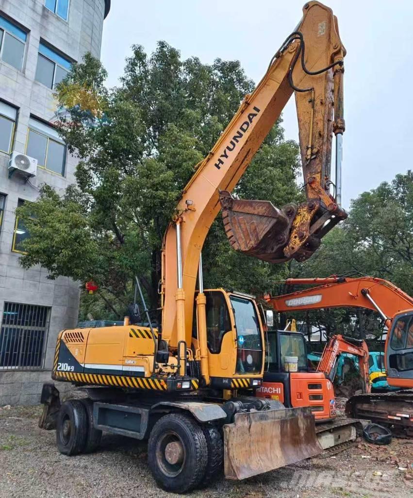 Hyundai r210w-9 Excavadoras de ruedas