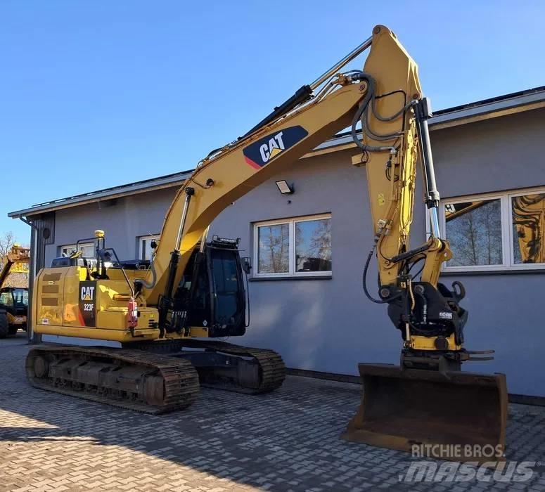 CAT 323 F L Excavadoras de cadenas