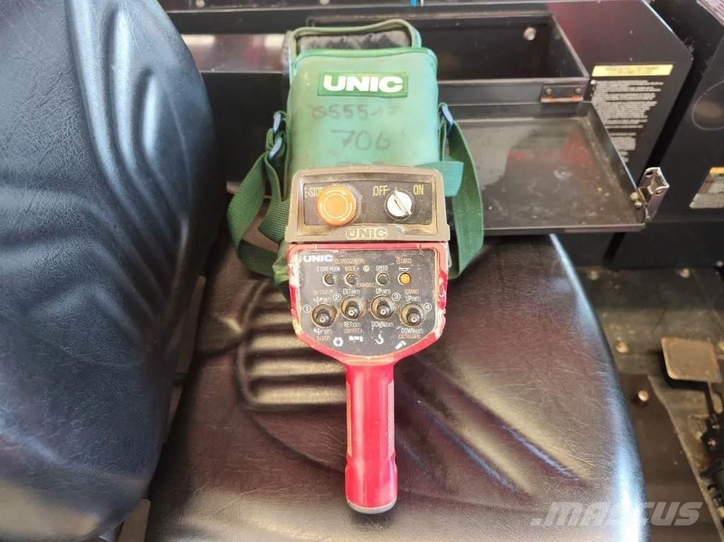 Unic URW 706 CDE Minigrúas