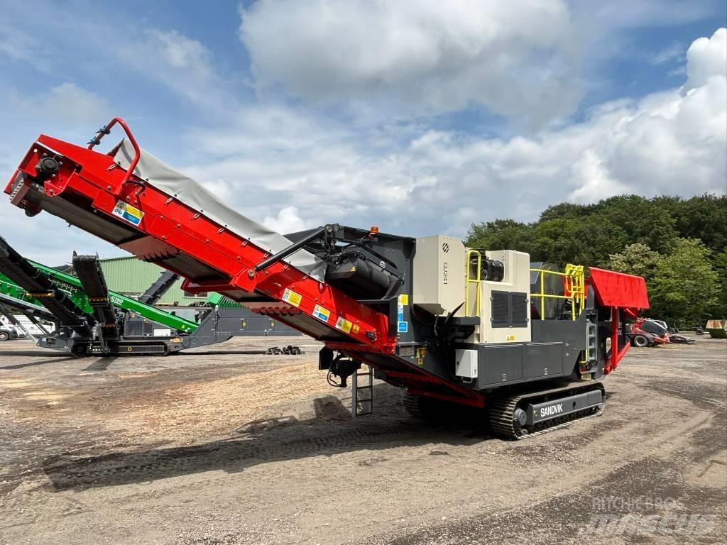 Sandvik QJ 241 Trituradoras móviles