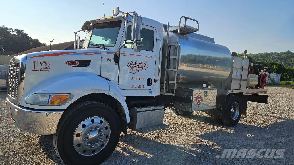 Peterbilt PB335 Camiones cisterna