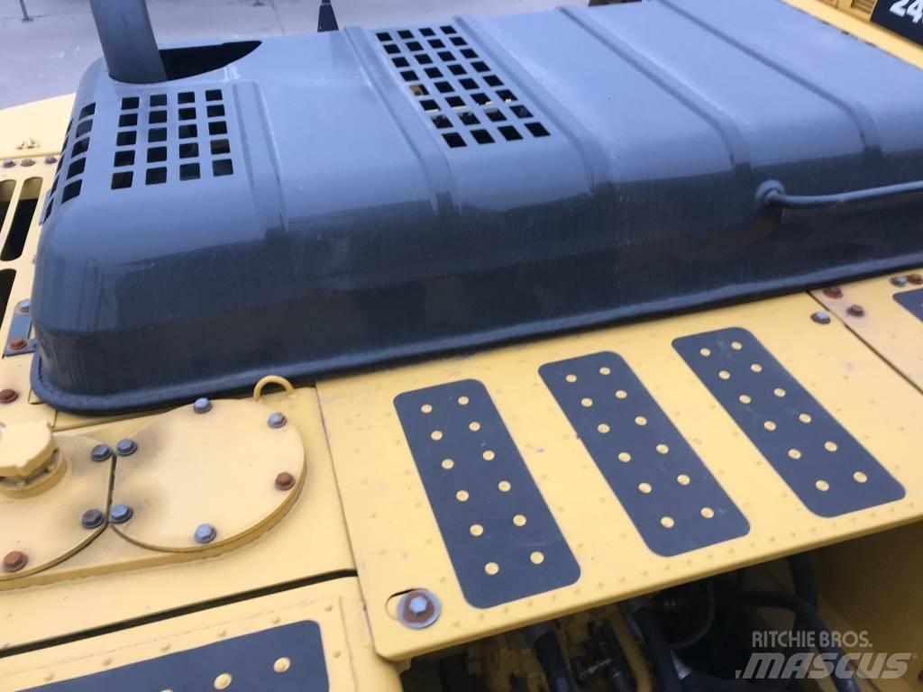 Komatsu PC 220-8 Excavadoras de cadenas