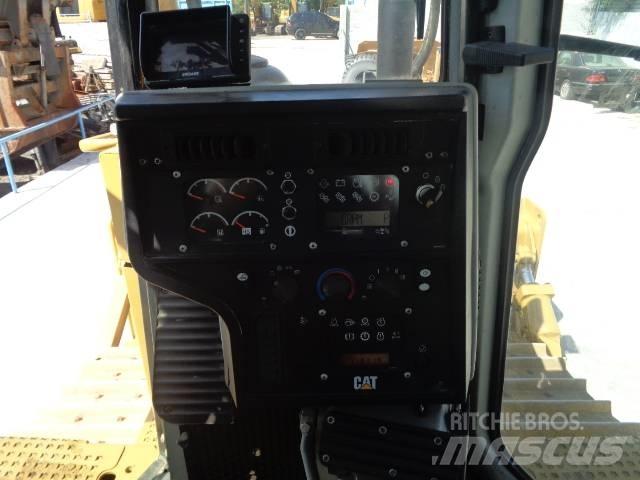 CAT D 6 R XL III Buldozer sobre oruga